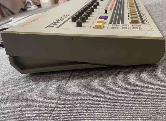 Roland tr-727 латинский ритм композитор Astana