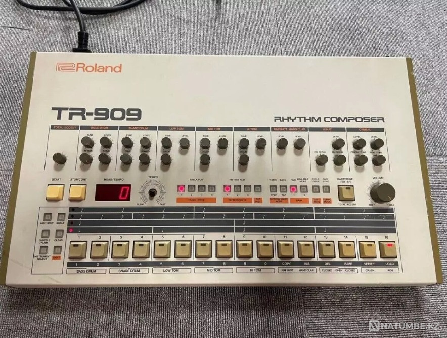 Roland tr-727 латинский ритм композитор  Астана - изображение 1