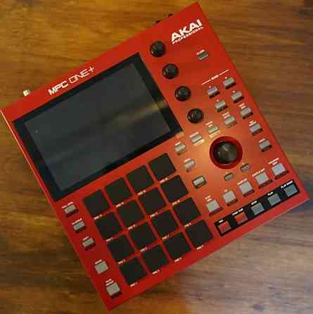 Akai professional MPC one+ sampler автон  Астана