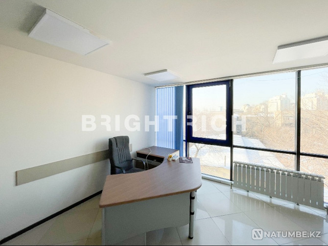 For rent office 555 m2. Almaty - photo 4