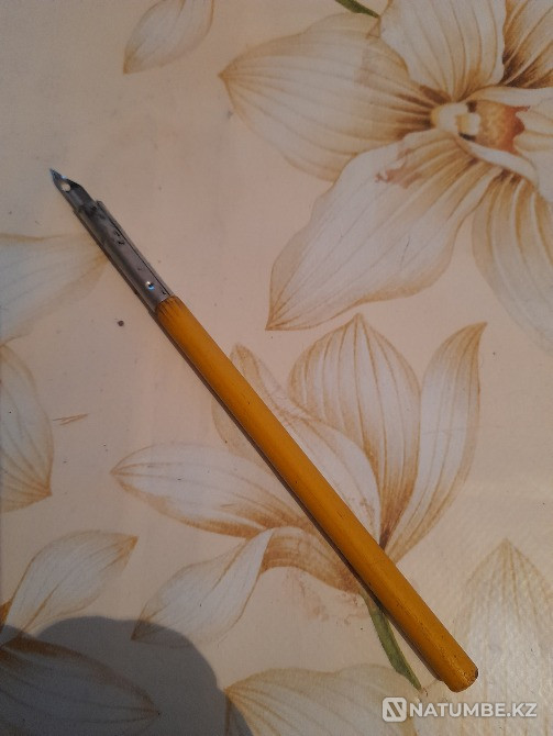Soviet fountain pen Ust-Kamenogorsk - photo 2