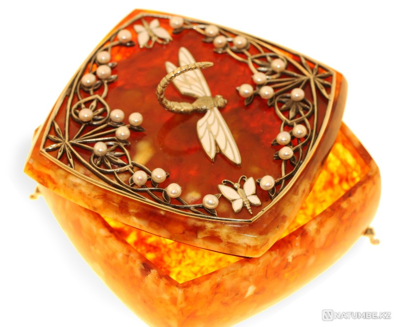 Шкатулка "Стрекоза" из янтаря Москва - изображение 2