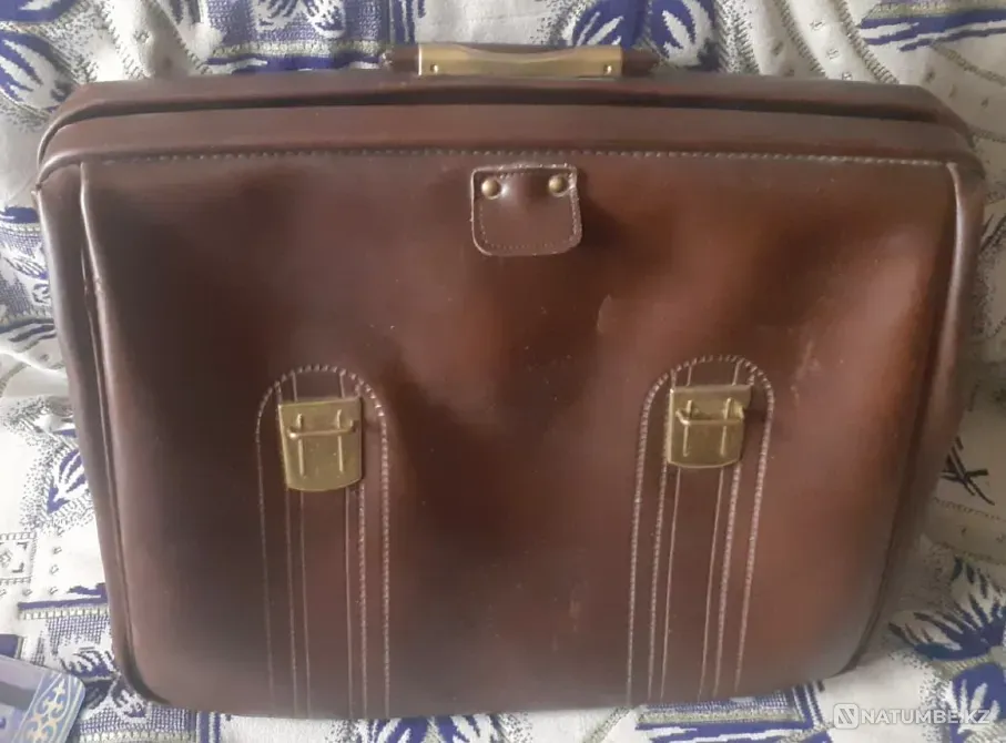 Портфель чиновника советский кожзам 70-е Костанай - изображение 8