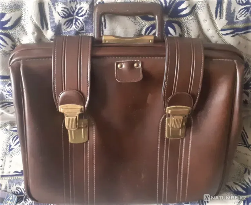 Портфель чиновника советский кожзам 70-е Костанай - изображение 7