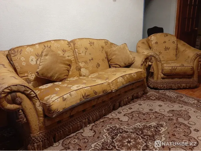Мебель д/гост. (стенка, диван +2 кресл Алматы - изображение 1