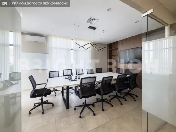 Сдается офис. Площадь 1800 м²  Алматы