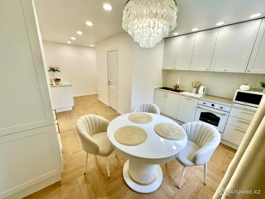 Теңіз жағасында 3 бөлмелі пәтер сатамын  Алматы - изображение 8