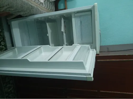 Продам холодильник б/у в отличном состоя  Алматы