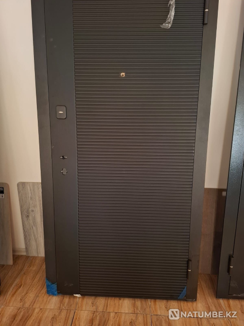 Продаю новую входную дверь (премиум кл Актау - изображение 1