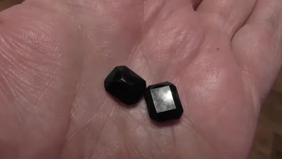 Selling Black Diamonds Sankt-Peterburg