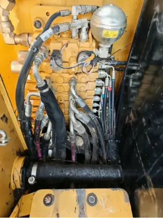 2017 caterpillar305.5 Almaty