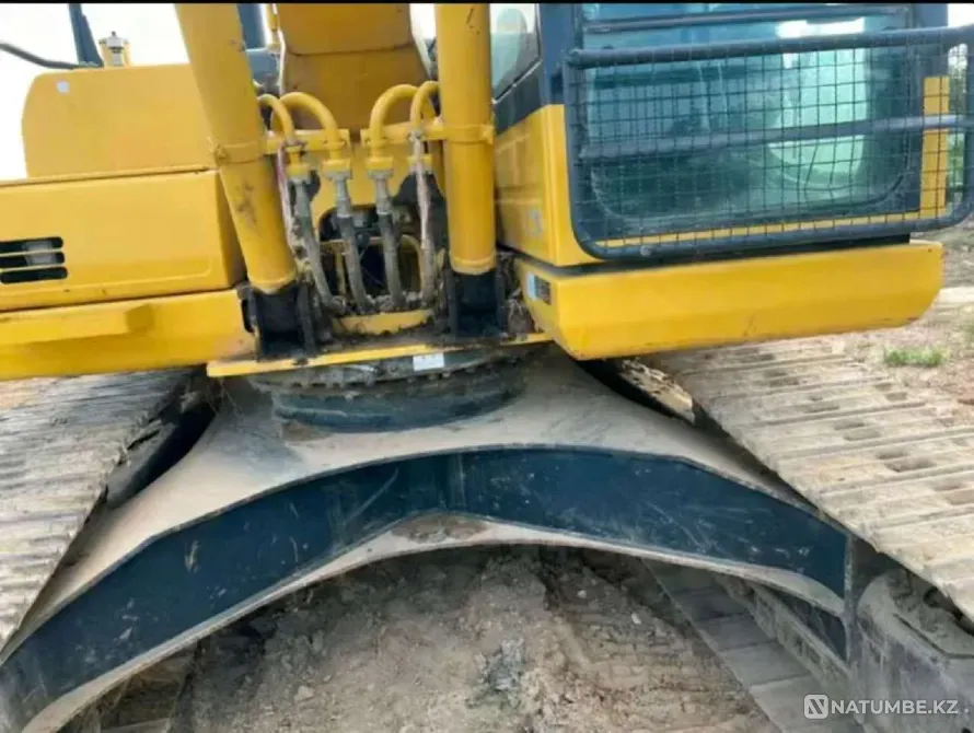 2022 Komatsu PC200LC-8MO Almaty - photo 3