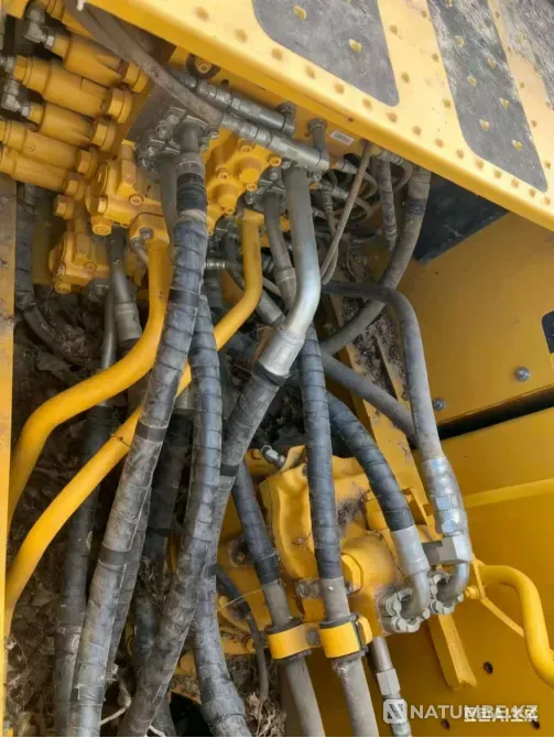 2022 Komatsu PC200LC-8MO Almaty - photo 5