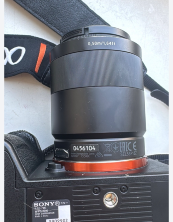 Продам объектив Sony или обмен  Алматы