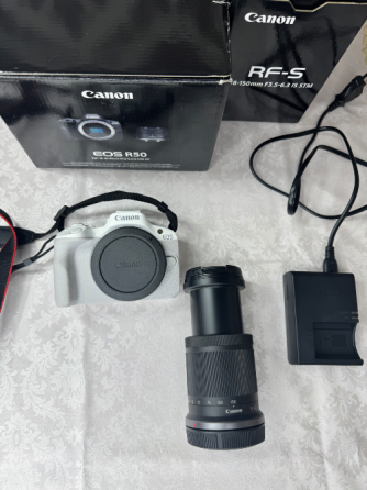 Срочно продам Canon EOS R50 (Kit 18–150m Алматы