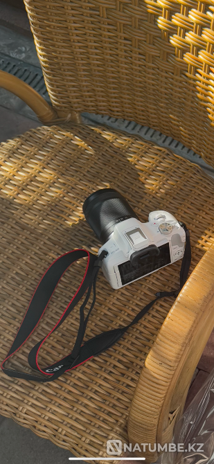 Срочно продам Canon EOS R50 (Kit 18–150m Алматы - изображение 1