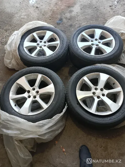 Диски с шинами от Субару Р17 и Р 16 Almaty - photo 2