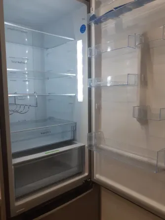 Продам холодильник Hansa Astana