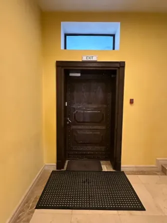 Сдается офис. Площадь 400 м². Алматы