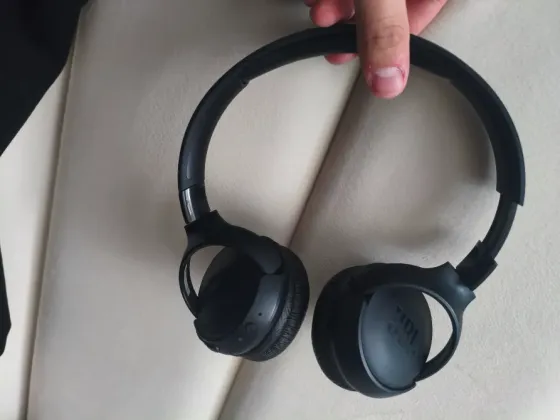 Наушники бу jbl Астана