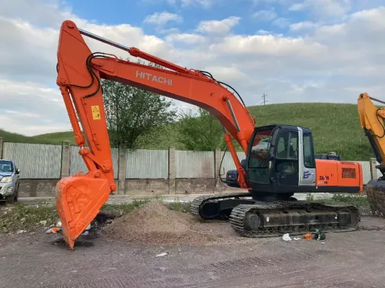 2019 Экскаватор Hitachi ZX230 Алматы