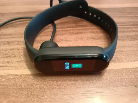 Продам Фитнес браслет Xiaomi Smart Band 5 XMSH10HM. Торг Караганда