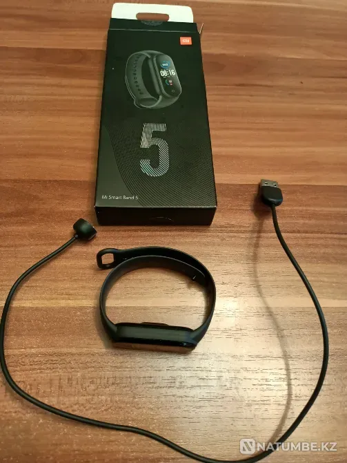 Продам Фитнес браслет Xiaomi Smart Band 5 XMSH10HM. Торг Караганда - изображение 3