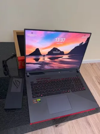 Ноутбук Asus Strix G18 G814PM-S9010W с 18-дюймовым экраном Костанай