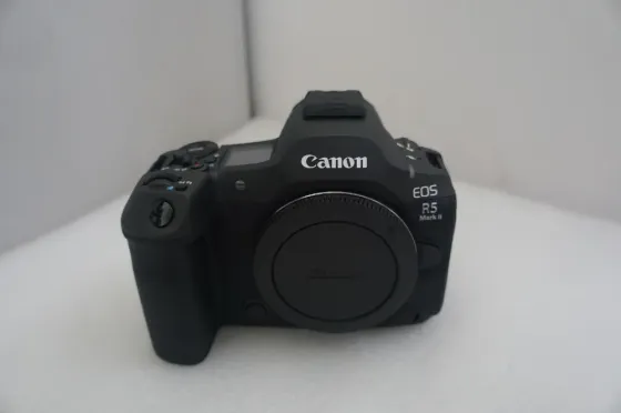 Canon EOS R5 Mark II Беззеркальная камера Астана