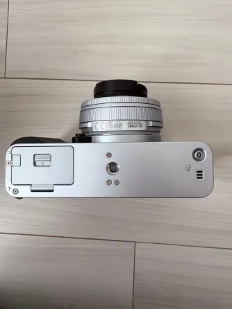 FUJIFILM X-E5 камера с объективом XF 23mm f/2.8 серебристая Астана
