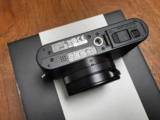 Leica D-Lux 8 Цифровая камера (черная Астана
