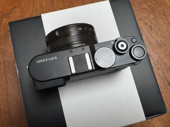 Leica D-Lux 8 Цифровая камера (черная Астана