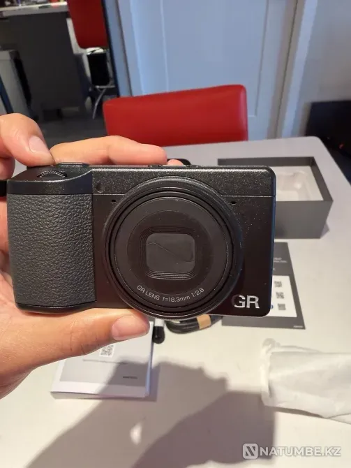 Ricoh GR IV HDF Цифровая камера Астана - изображение 1