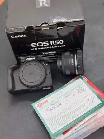 Canon EOS R50 камера с объективом 18–45 мм (черная Астана