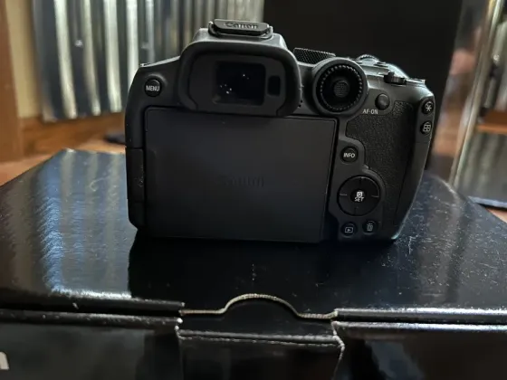 Canon EOS R7 Беззеркальная камера Астана