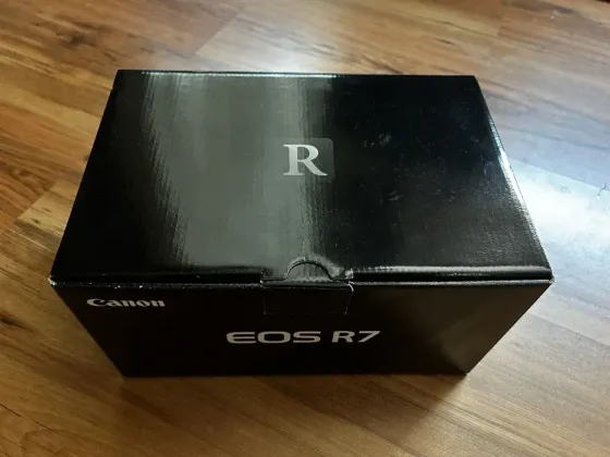 Canon EOS R7 Беззеркальная камера Астана