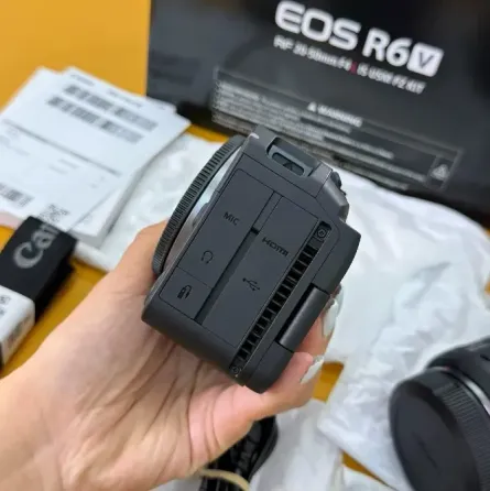 Canon EOS R6 V камера с 20–50 мм f/4 объективом Астана