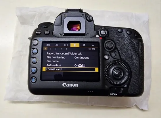 Canon EOS 5D Mark IV Цифровая камера Астана