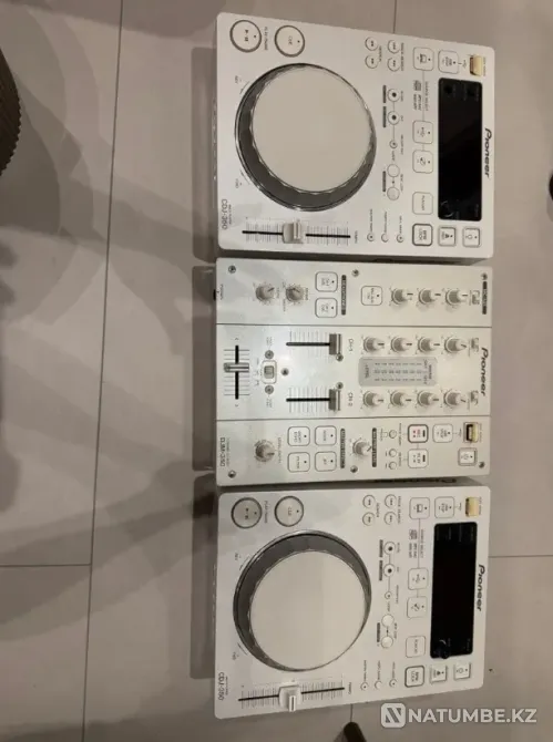 Комплект DJ-системы (белый): 2x CDJ-350, 1x DJM-350 Усть-Каменогорск - изображение 1
