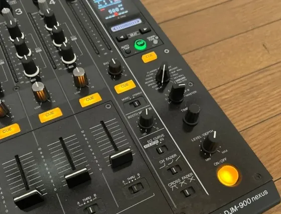 Профессиональный диджейский микшер Pioneer DJ DJM-900NXS Жезказган