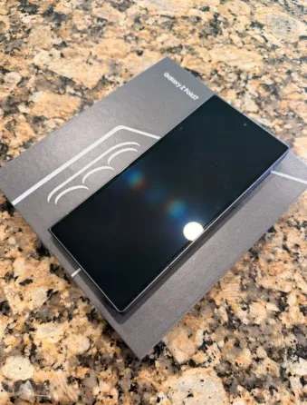 Samsung Galaxy Z Fold 7 512 ГБ, абсолютно новый Атырау