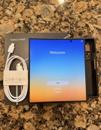 Samsung Galaxy Z Fold 7 512 ГБ, абсолютно новый Атырау