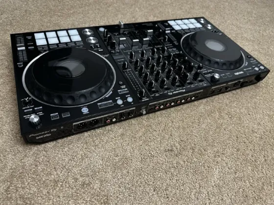 4-канальный DJ-контроллер Pioneer с поддержкой Serato DJ Pro Астана