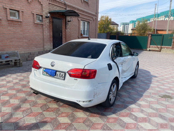 Продается авто требуется ремонт Атырау